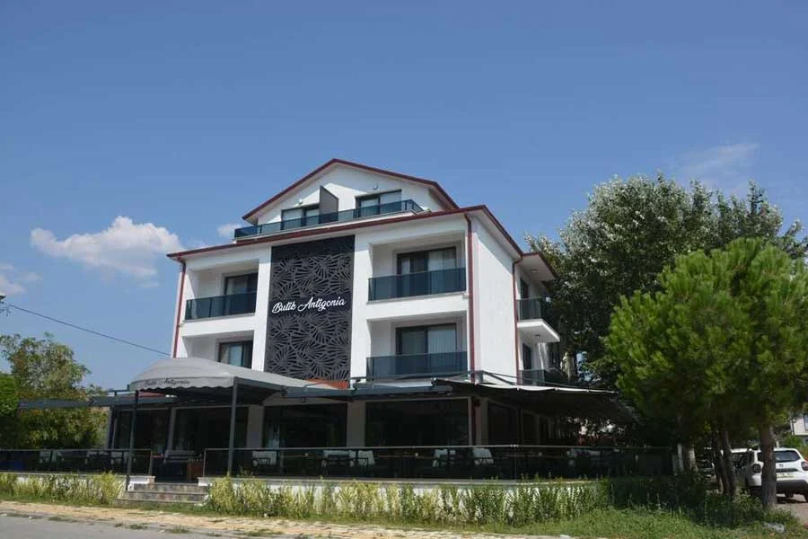 İzni̇k Hotel Antigonia Otel