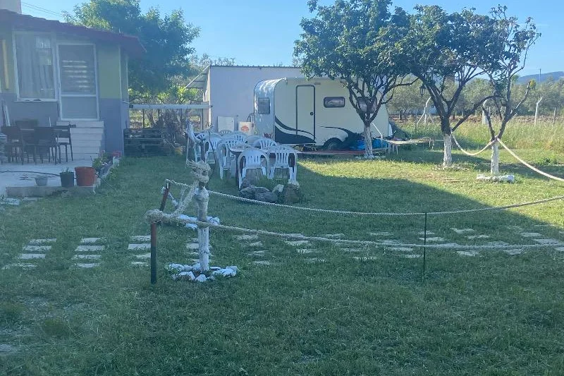 Foça Campingplatz Remzi'nin Yeri Kamp & Karavan | Tesis Fotoğrafı (40/40)